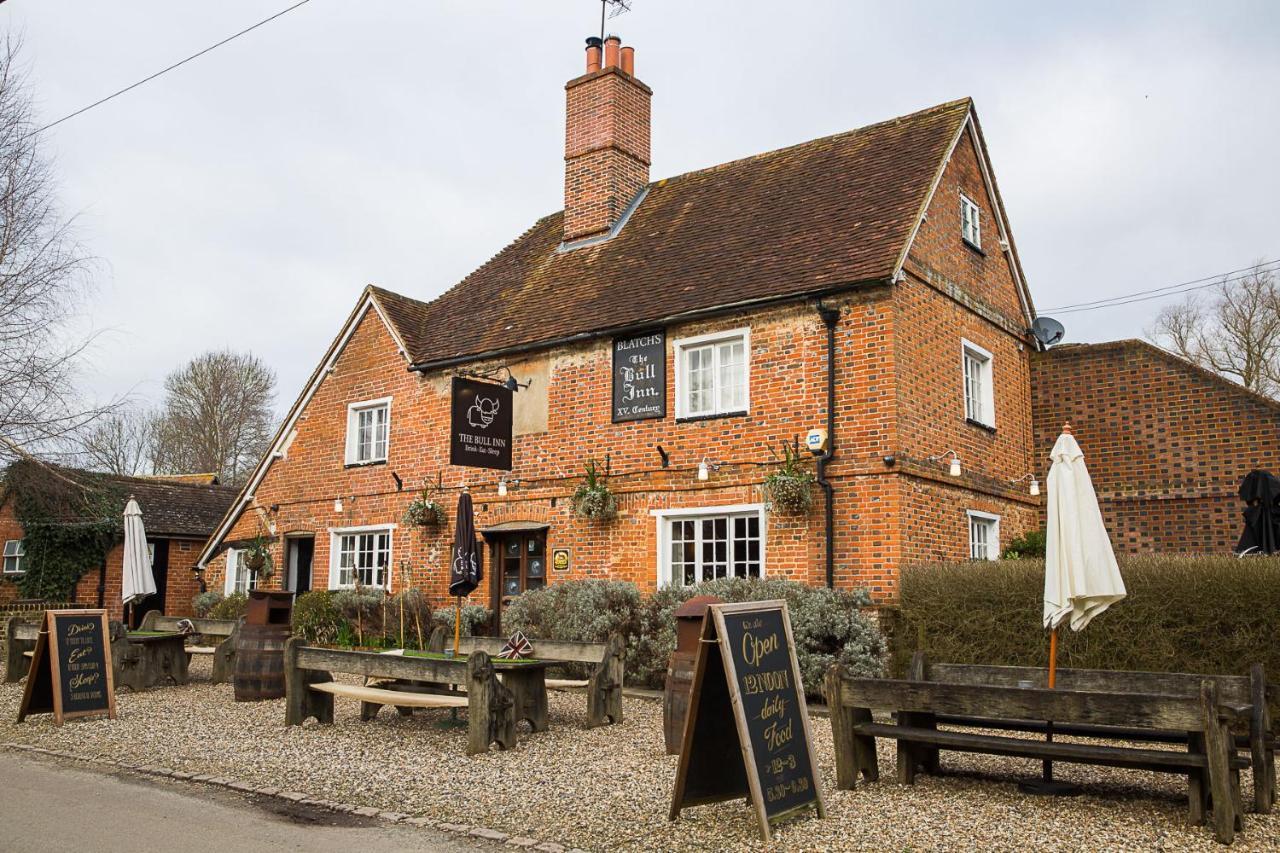 The Bull Inn Pub Stanford Dingley Exterior foto